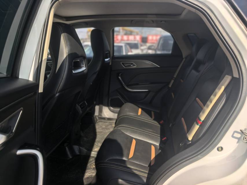 2019 Bestune T77 1.2T Dual Clutch 230TID Luxury Edition National V -CG1707543