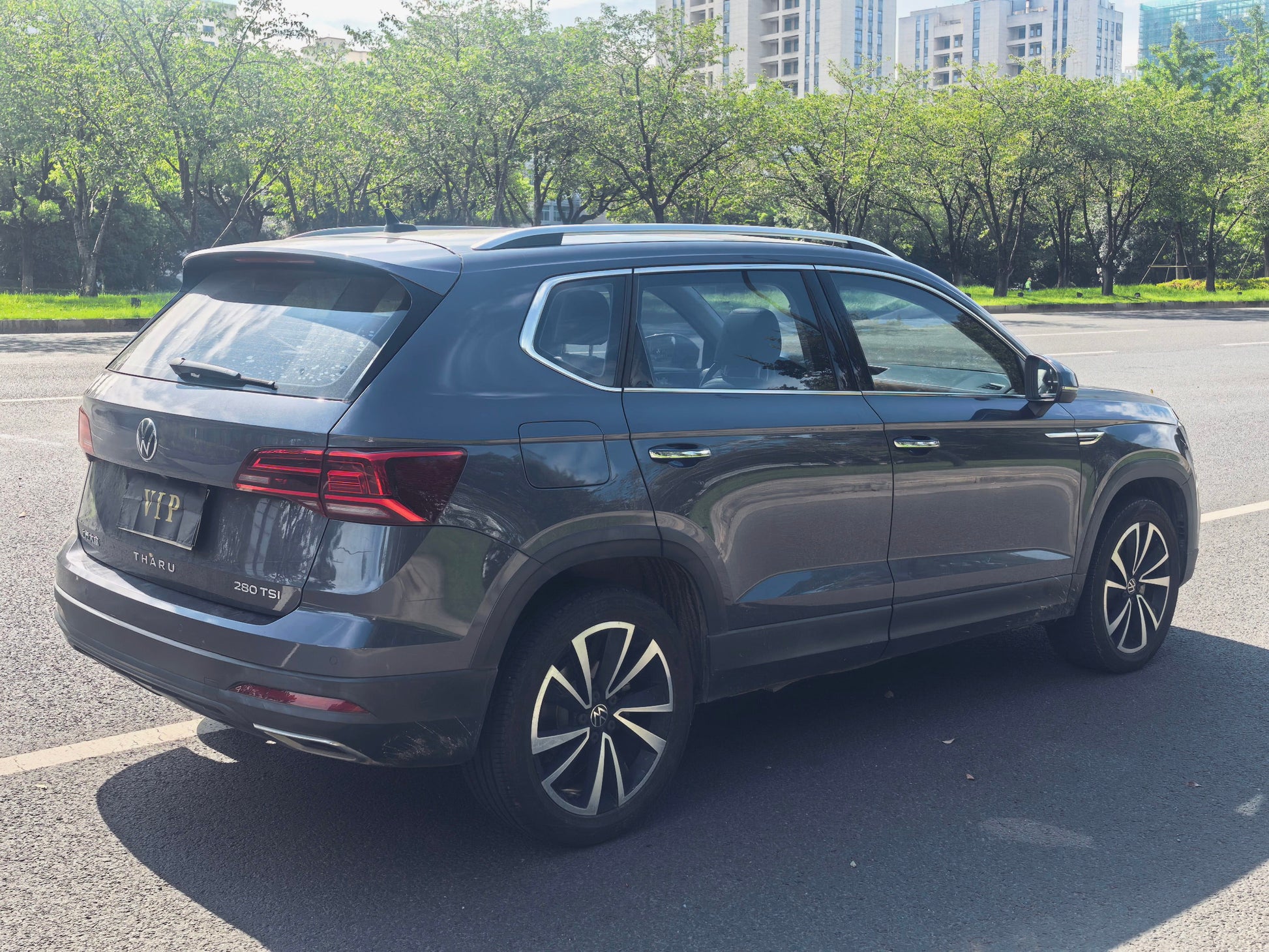2022 Volkswagen Tharu 1.4T 280TSI Dual-Clutch Two-Wheel Drive Luxury Edition -CG1707548
