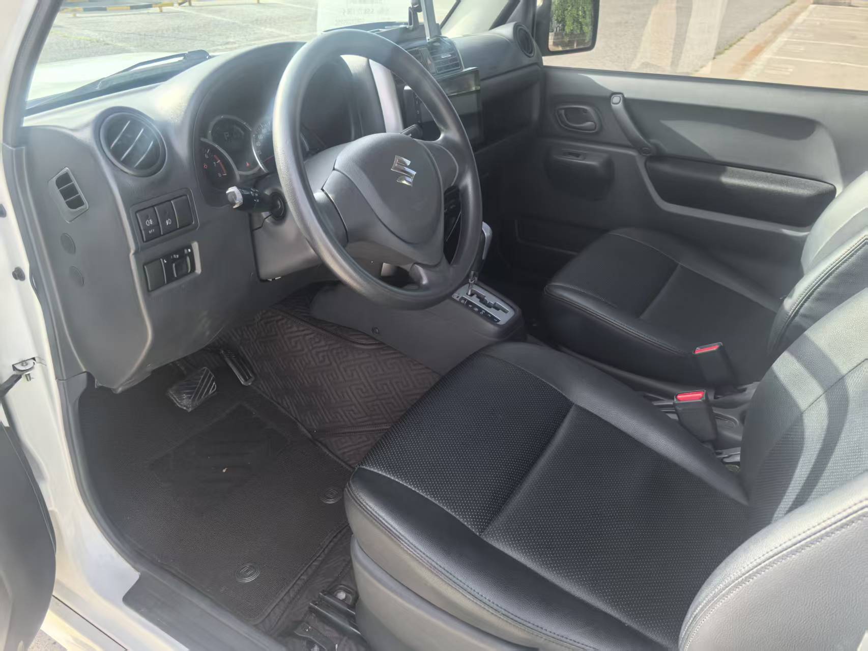 2015 Suzuki Jimny 1.3L Automatic JLX -CG1707554