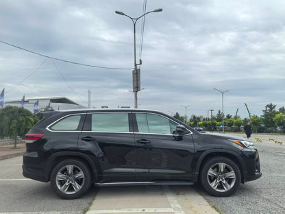 2018 Toyota Highlander 2.0T Automatic AWD Premium 7-Seat National VI -CG1707652