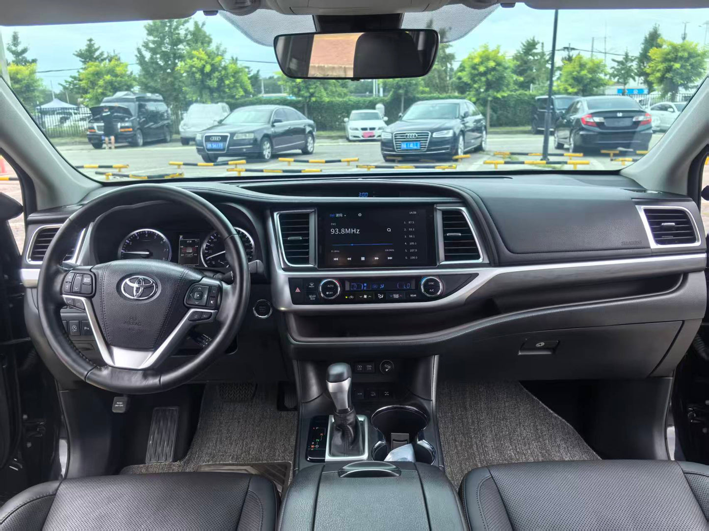 2018 Toyota Highlander 2.0T Automatic AWD Premium 7-Seat National VI -CG1707652