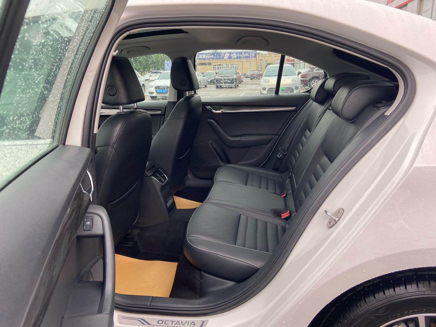 2017 Skoda Octavia 1.6L Automatic Zhixing Edition -CG1707765