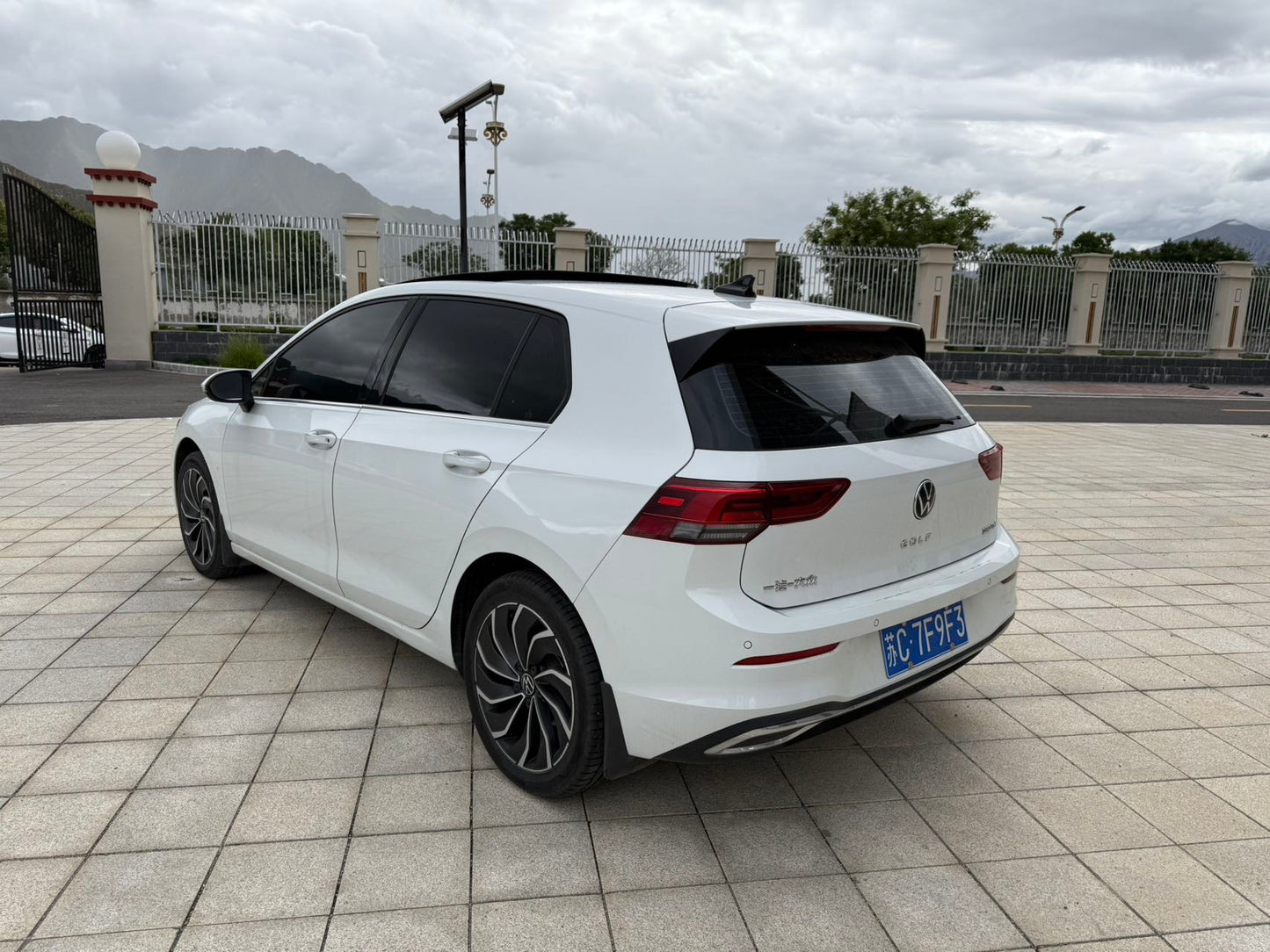 2021 Volkswagen Golf 1.4T Dual-Clutch 280TSI Pro -CG1707815