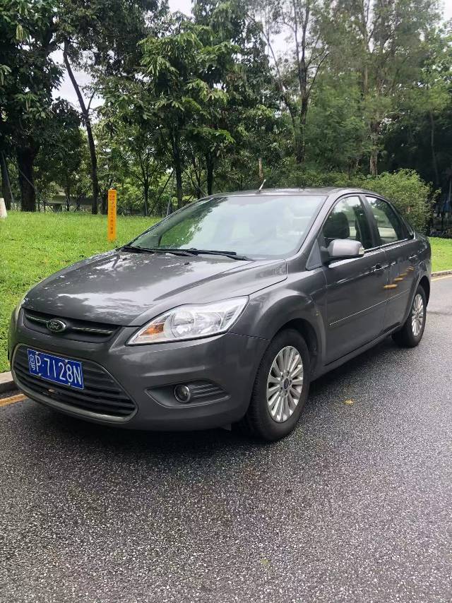 2013 Ford Focus 1.8L Automatic Classic Edition Sedan Fashion Trim -CG1707860