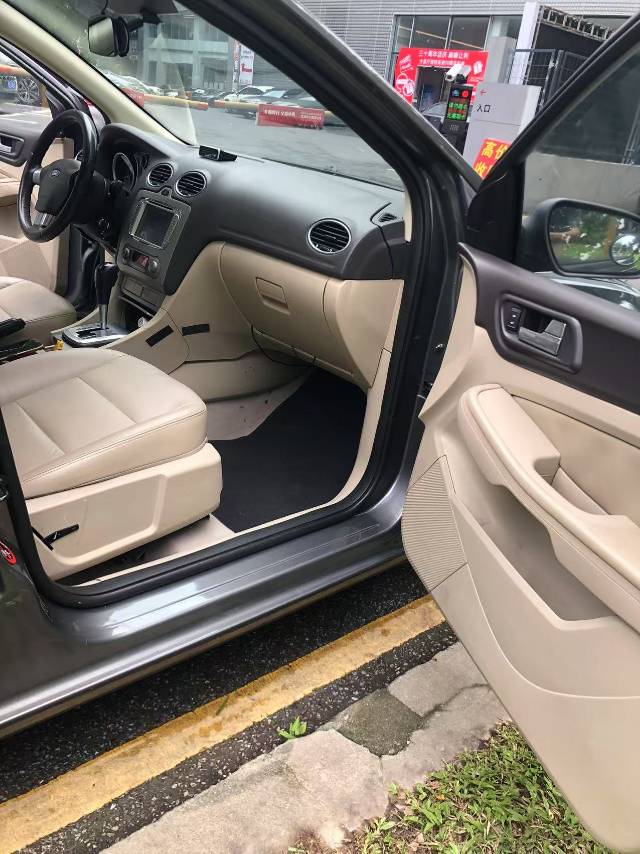2013 Ford Focus 1.8L Automatic Classic Edition Sedan Fashion Trim -CG1707860