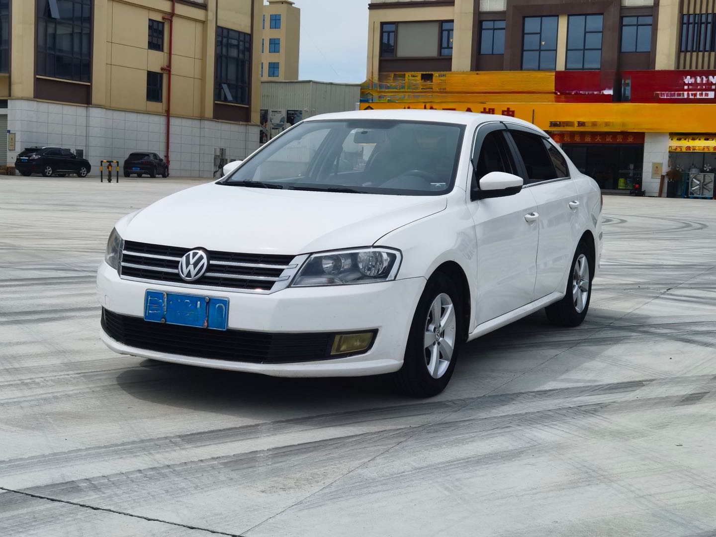 2013 Volkswagen Lavida 1.6L Automatic Classic Fashion Edition (Facelift) -CG1707880