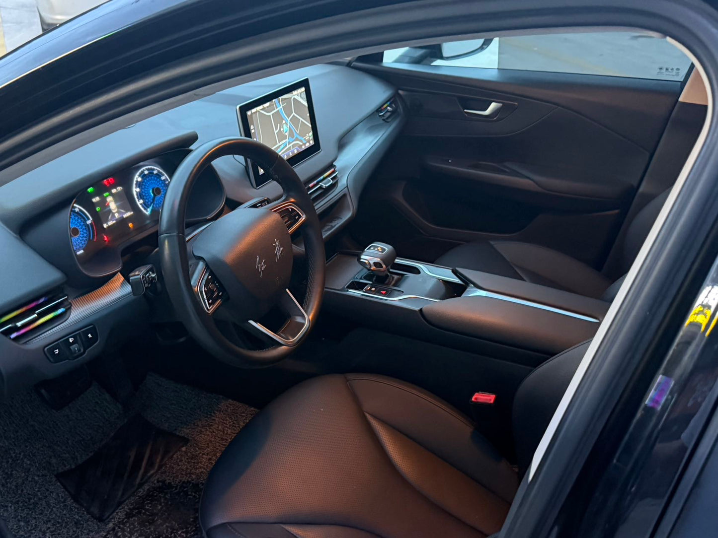 2022 Hongqi E-QM5 Electric Charging Enjoy Edition 5-Seater -CG1708522