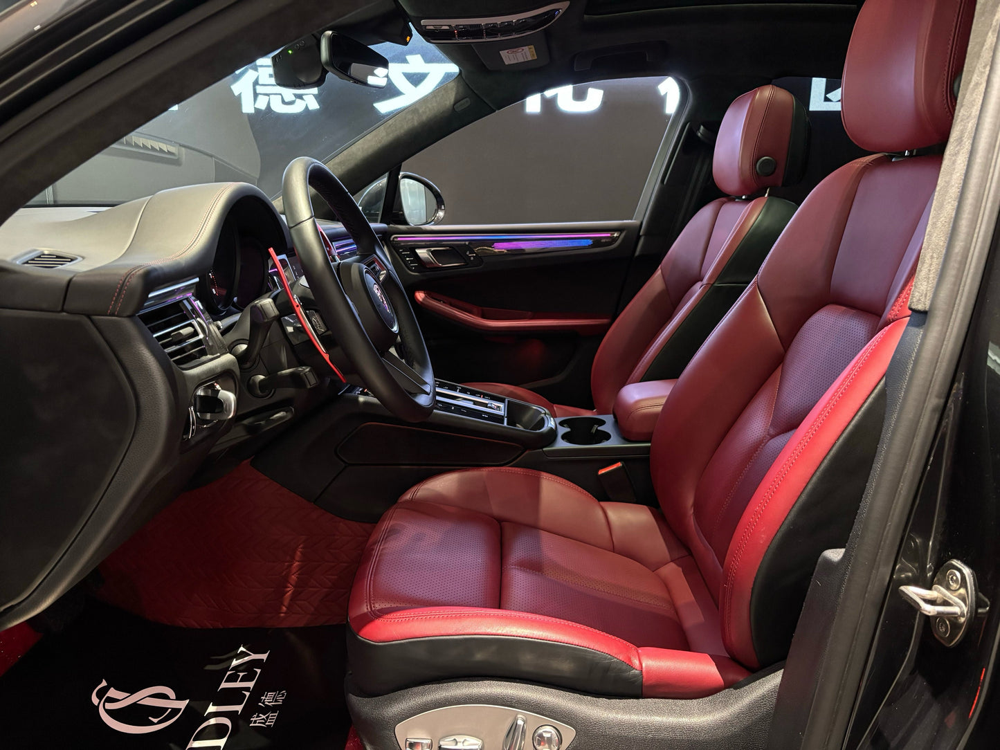 2023 Porsche Macan 2.0T Dual-Clutch Macan -CG1709037