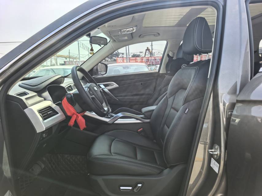 2020 Geely Boyue 1.8T Dual-Clutch Two-Wheel Drive Intelligent Connected 4G Internet Version -CG1708877