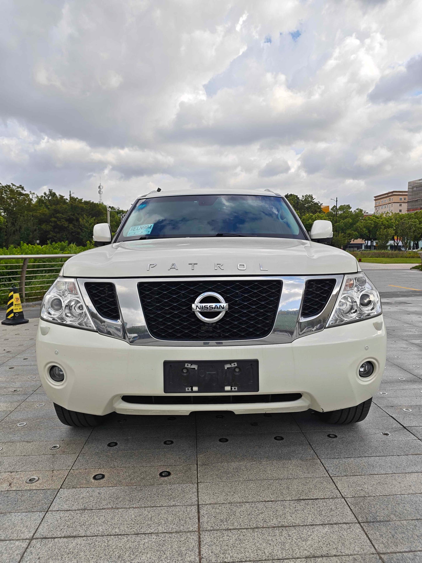 2014 Nissan Patrol 5.6L Automatic LE -CG1708933