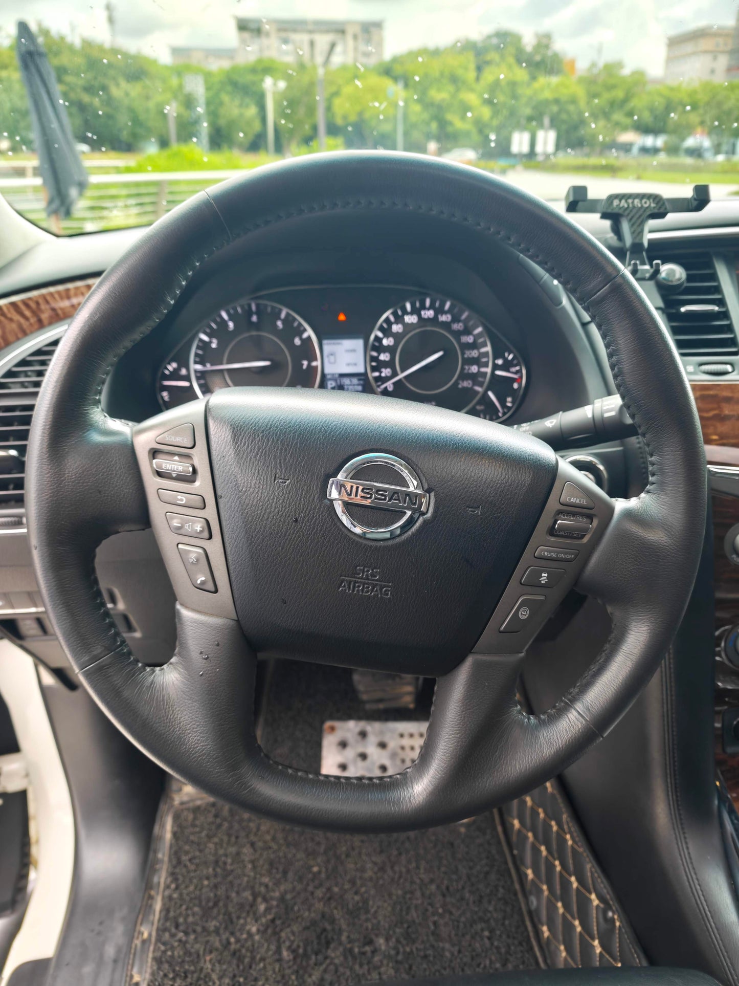 2014 Nissan Patrol 5.6L Automatic LE -CG1708933