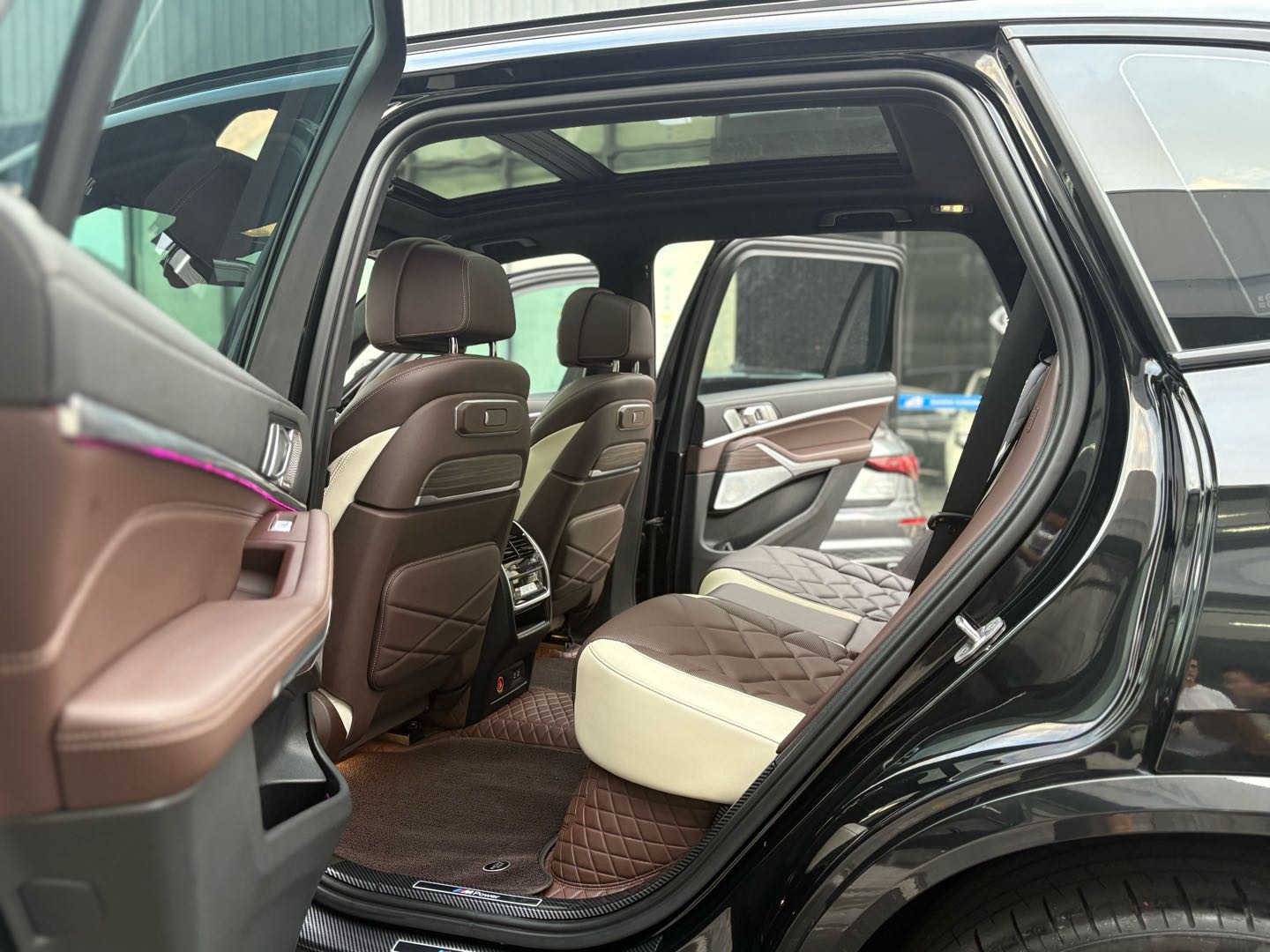 2023 BMW X5 xDrive 40Li Premium M Sport Night Package -CG1709212