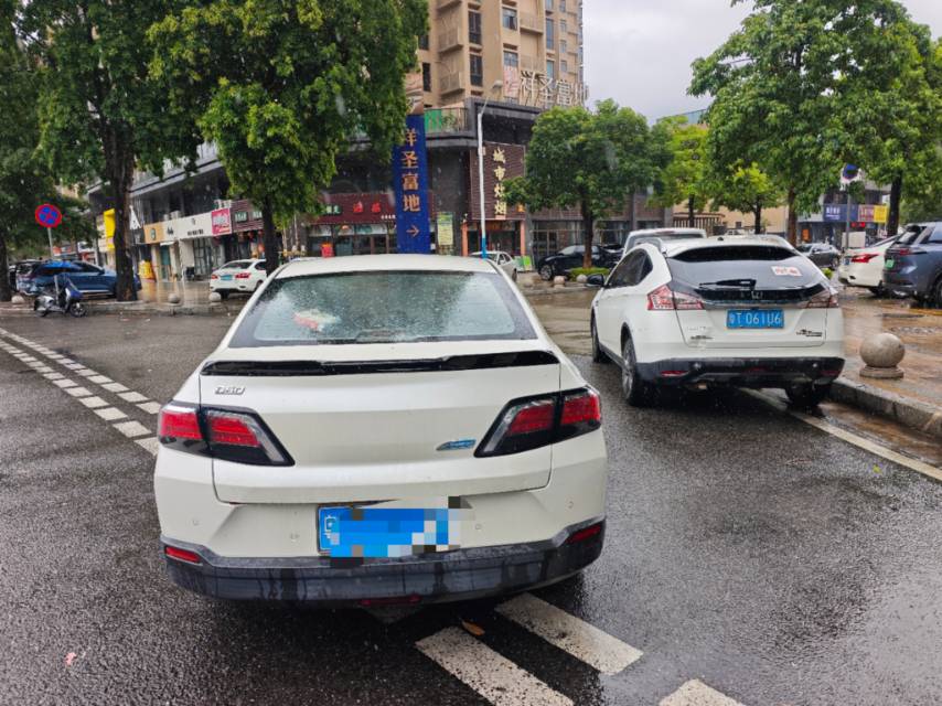 2019 Venucia D60 1.6L CVT XL Intelligent Connect Elite Edition -CG1709354