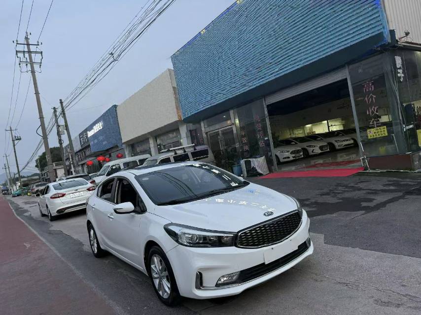 2016 Kia K3 1.6L Automatic GLS -CG1709387
