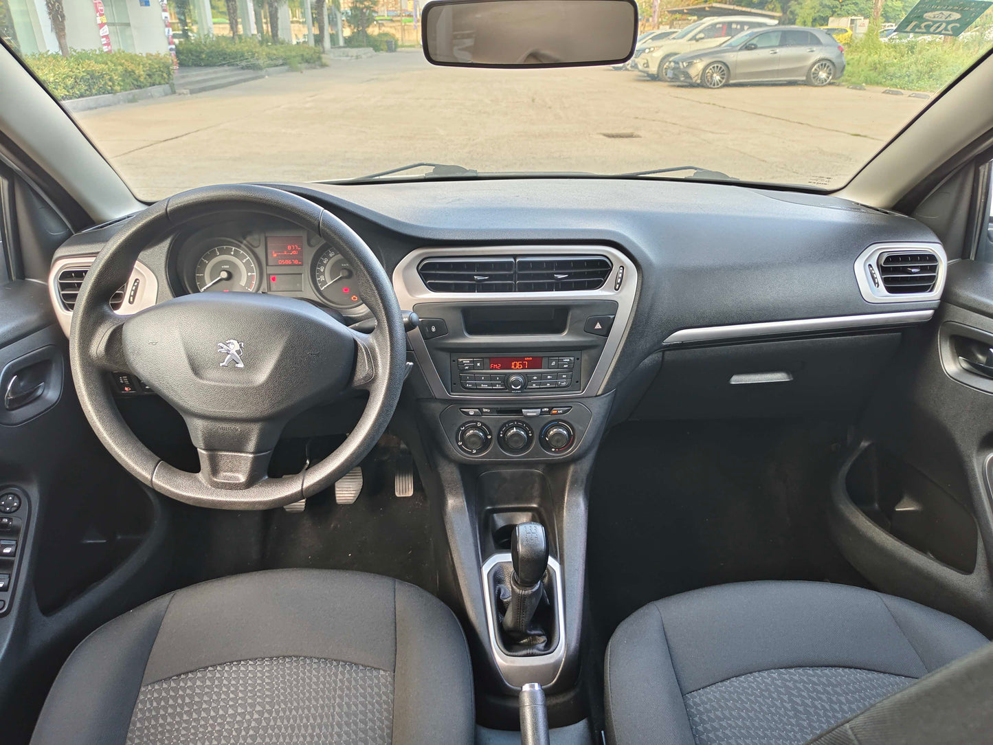 2014 Peugeot 301 1.6L Manual Comfort Edition -CG1709420