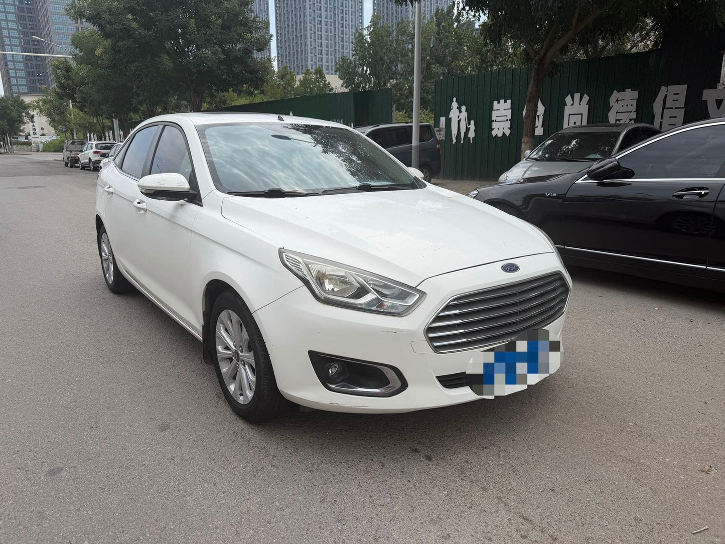 2015 Ford Escort 1.5L Automatic Fashion Model -CG1709833