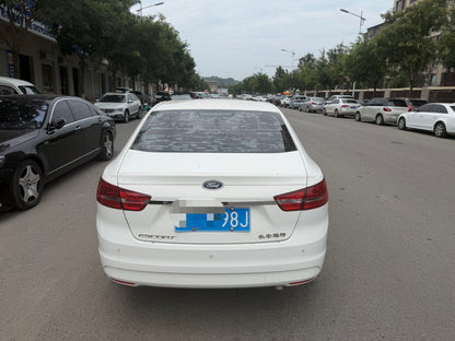 2015 Ford Escort 1.5L Automatic Fashion Model -CG1709833