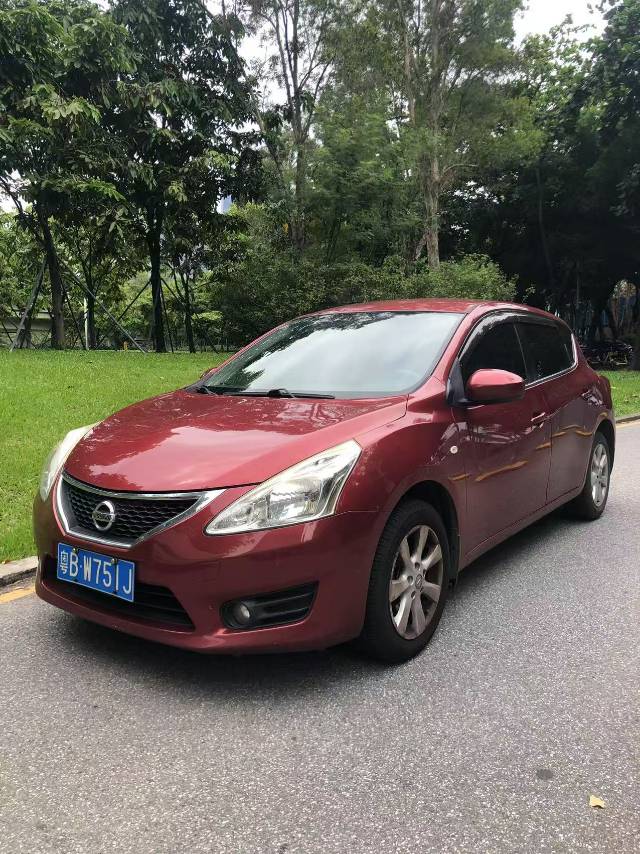 2011 Nissan Tiida 1.6L CVT XE Comfort -CG1709658