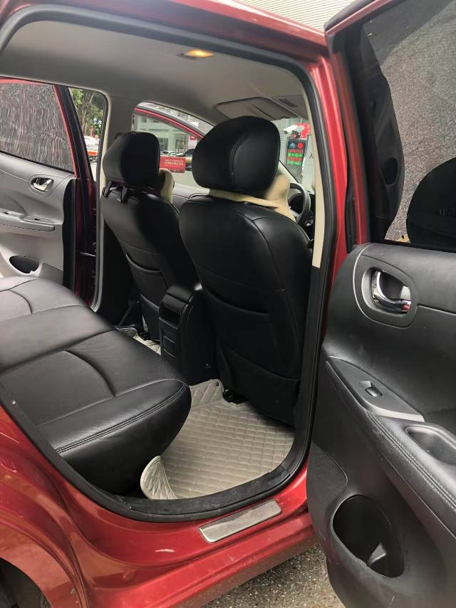 2011 Nissan Tiida 1.6L CVT XE Comfort -CG1709658