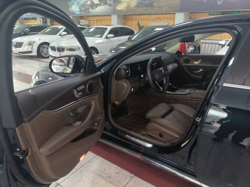 2023 Mercedes-Benz E-Class 2.0T Automatic Facelift E 260 L -CG1709696
