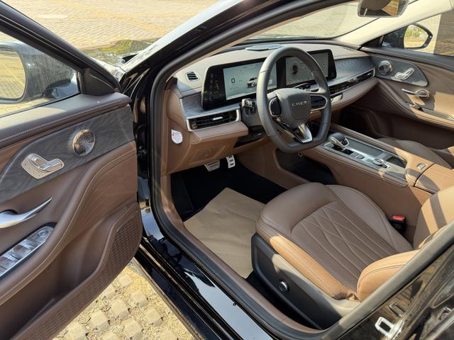 Certificated Pre-Owned Chery Arrizo 8 2024 High-Performance Edition 2.0T AT Royal + - u22371333