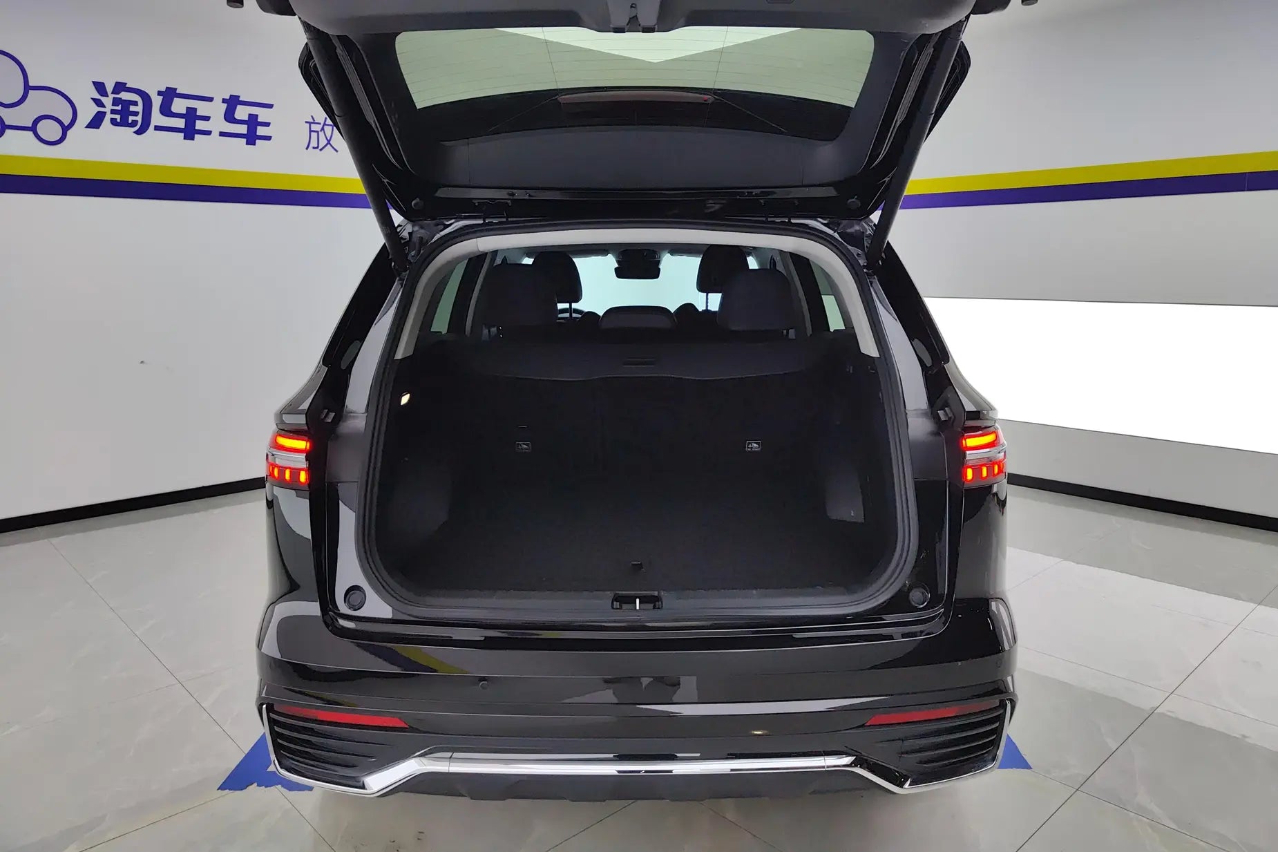 Certificated Pre-Owned Geely Xingyue L 2024 2.0TD High-power Automatic Two-wheel Drive Sky Edition - u22554360