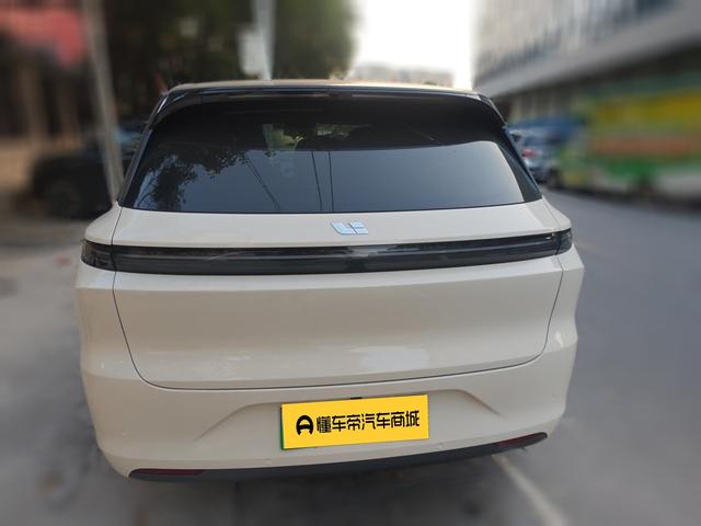 Certificated Pre-Owned Li Auto L6 2024 Pro Edition -u22733594