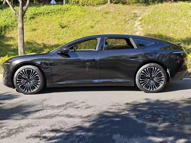 Pre - Owned Avita 12 2025 Ultra Rear - Wheel Drive Extended - Range Edition