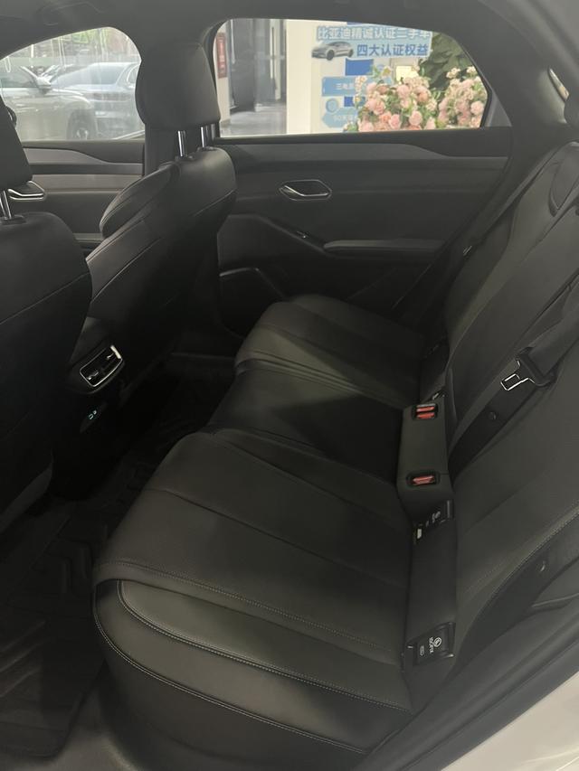 Certificated Pre-Owned BYD Qin L EV 2025 545KM Beyond Version -u22603688