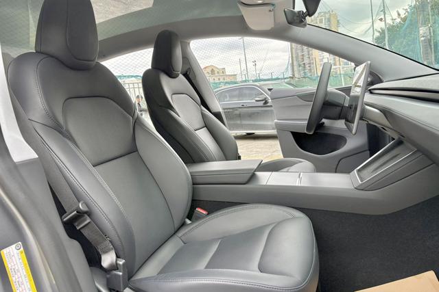 Certificated Pre-Owned Tesla Model Y 2025 Rear-Wheel Drive Version -u22533210