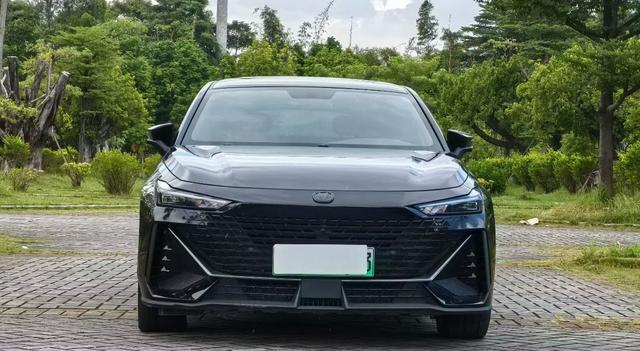 Certificated Pre-Owned Changan UNI-V Intelligent Electric iDD 2023 Edition Intelligent Electric iDD 113km Intelligent Fun Version (Fast Edition) -u20801511