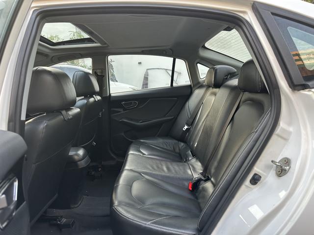 Certificated Pre-Owned Soueast Motor V5 Lingzhi 2015 1.5L Manual Comfort Version - u22058842