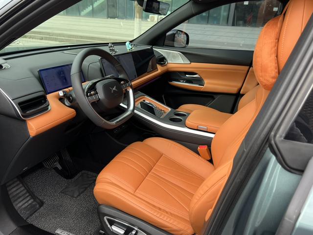 Certificated Pre-Owned XPENG G9 2024 702 Max-u22128618