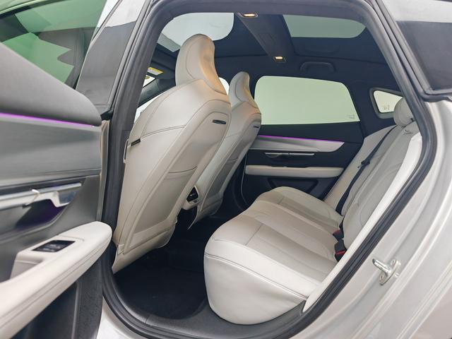 Certificated Pre-Owned XPENG P7 2023 P7i 702 Pro -u22517623