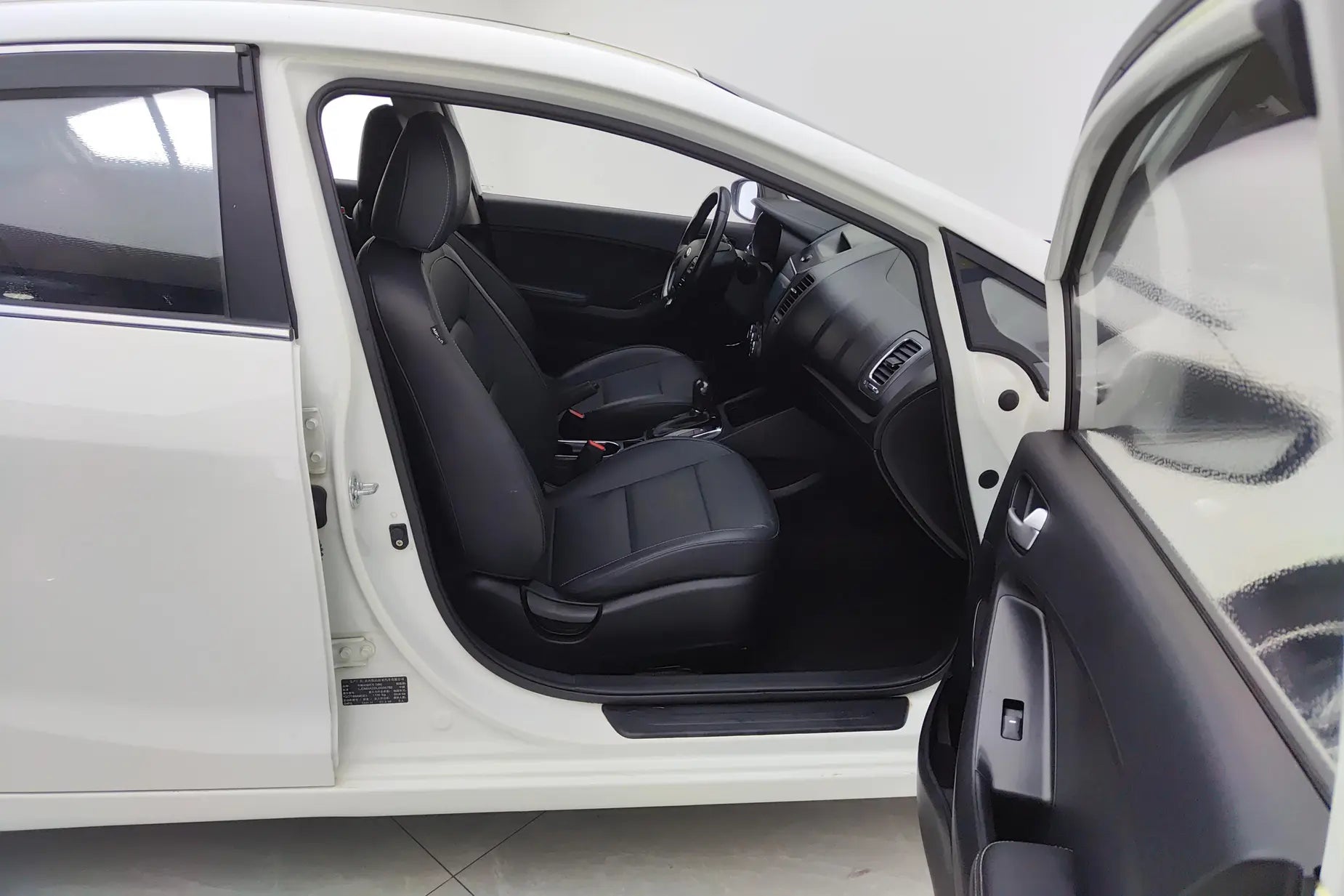 Certificated Pre-Owned Kia K3 2017 1.6L Automatic 15th Anniversary Special Edition GLS - u22440251