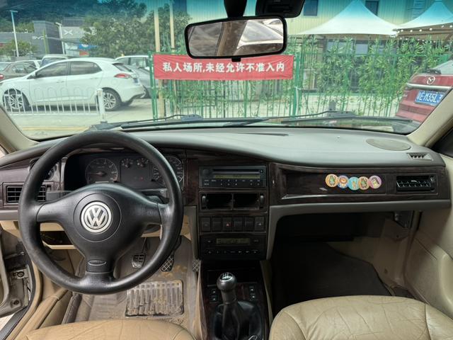 Santana Vista 2004 1.8L Manuelle Édition Taxi d'occasion certifiée - u20864911