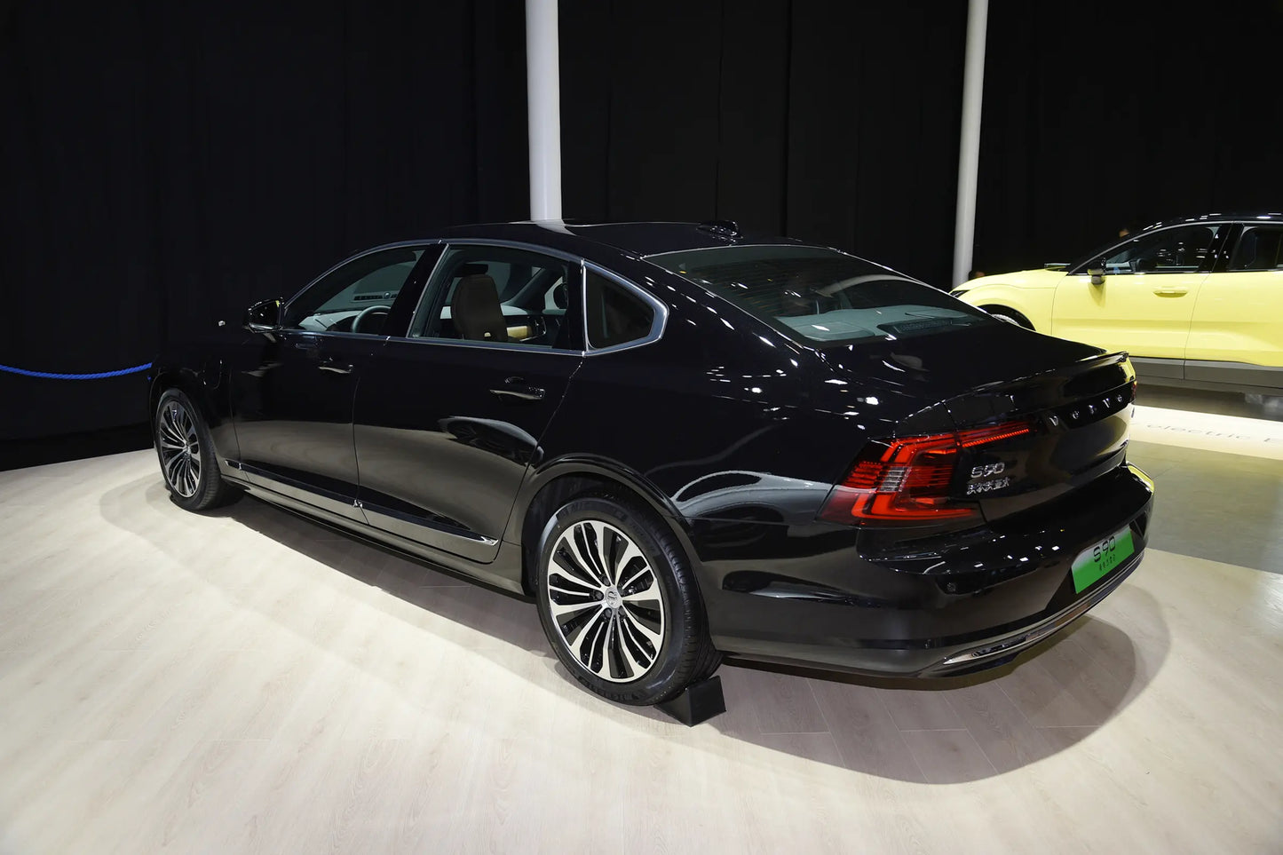 Volvo Volvo S90 - Híbrido PHEV