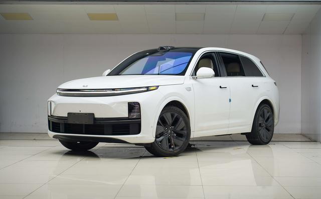 Certificated Pre-Owned Li Auto L7 2023 Max Edition -u21044117