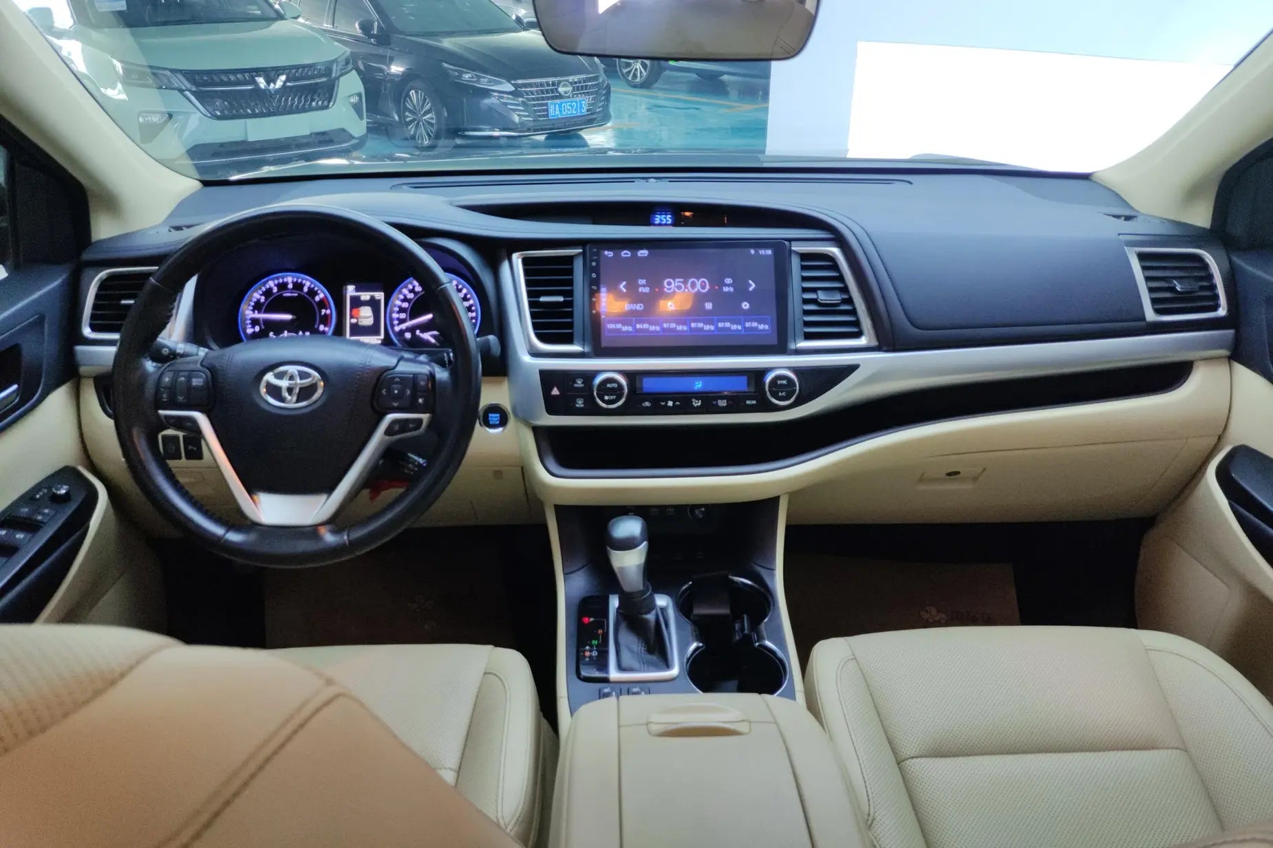 Certificated Pre-Owned Highlander 2018 2.0T Four-wheel Drive Luxury Edition 7-seater National V Standard - u22442075