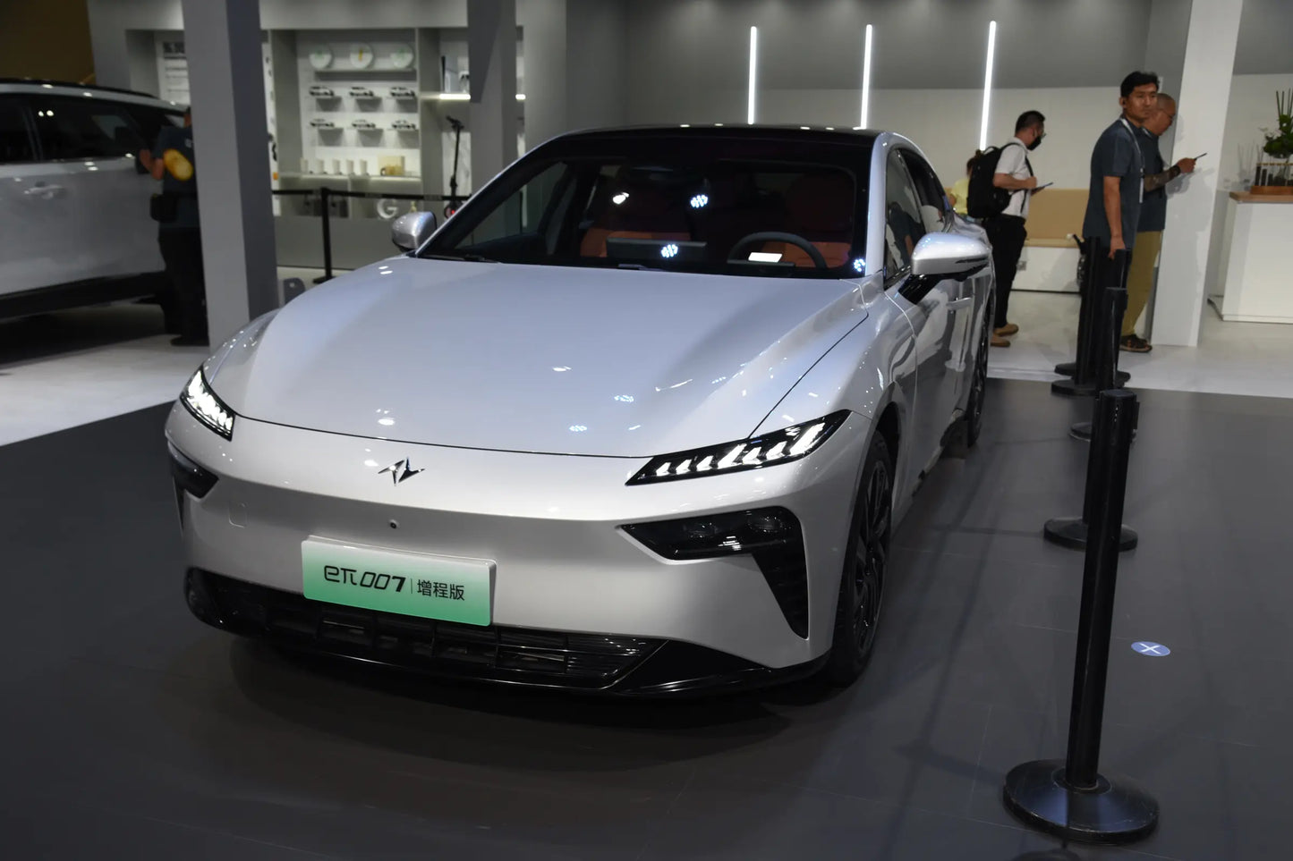 Dongfeng eπ007-Híbrido REEV