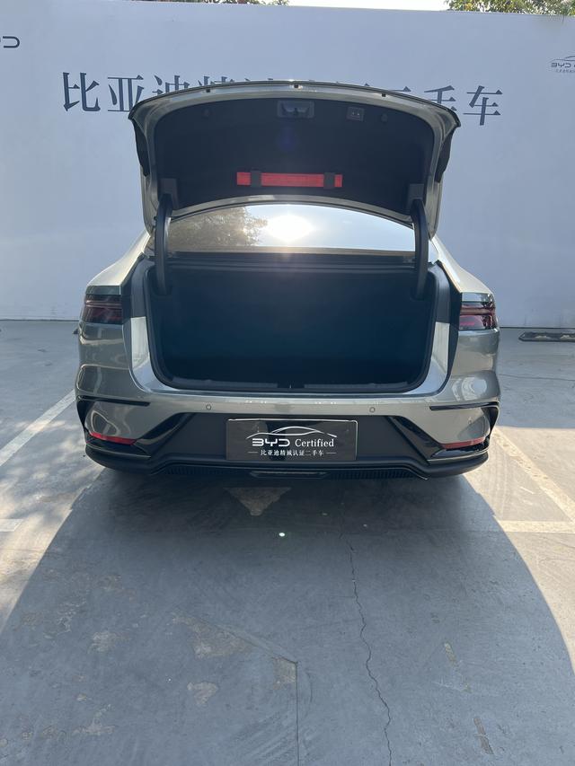 Certificated Pre-Owned BYD Han DM 2025 Long Range Intelligent Driving Edition DM-i 245KM Prestige Model -u22411289