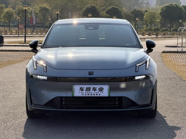 Certificated Pre-Owned Lynk & Co 07 EM-P 2024 126 Long Range Ultra -u22680351