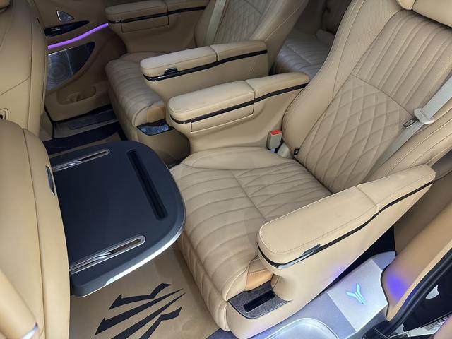 Certificated Used VOYAH Dreamer PHEV 2024 Ultra-Long Range Flagship Edition