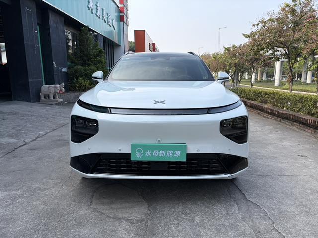 Certificated Pre-Owned XPENG G9 2025 625 Long Range Maxu22148864