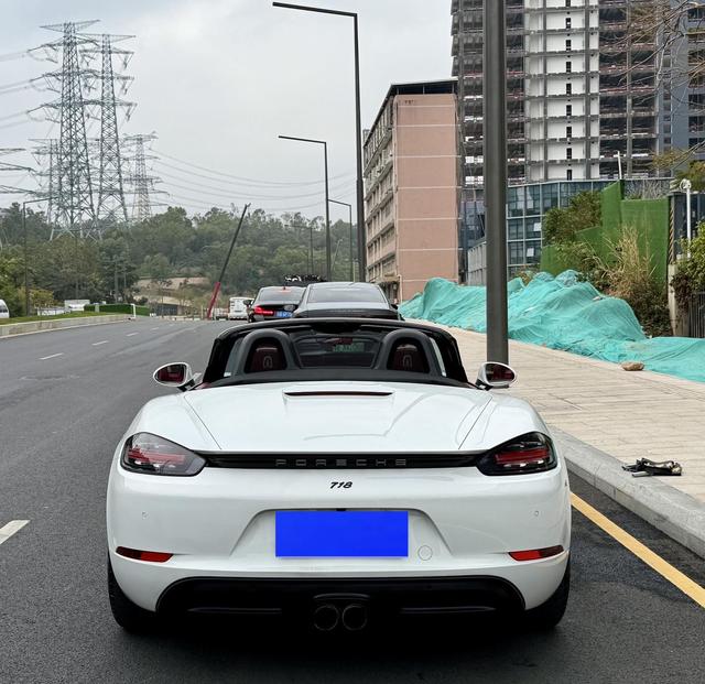 Certificated Pre-Owned Porsche 718 2018 Boxster 2.0T - u22724575