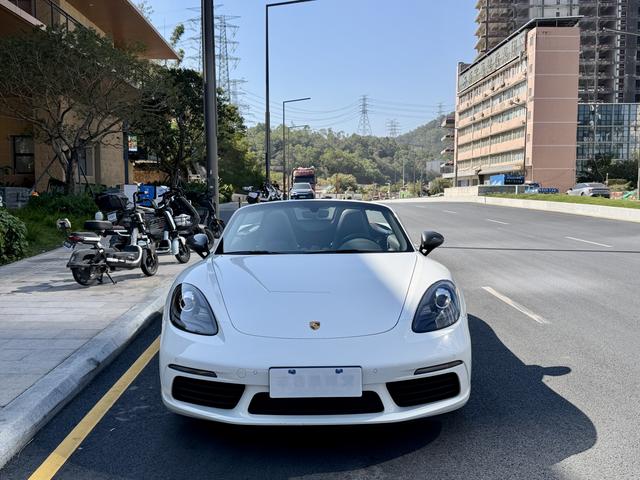 Certificated Pre-Owned Porsche 718 2019 Boxster T - u22305298
