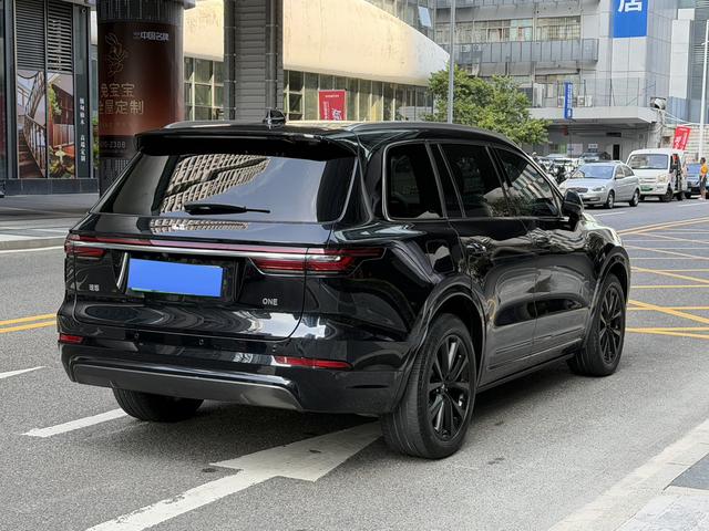 Pre-Owned Li ONE 2020 Extended - Range 6 - Seat Edition