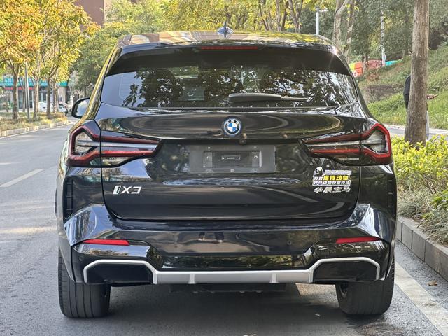 Certificated Pre-Owned BMW iX3 2024 Leading Edition -u22570795