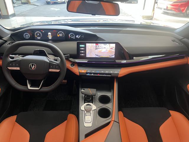 Certificated Pre-Owned Changan UNI-V 2025 1.5T 500Bar High-Energy Sport Edition - u22414863