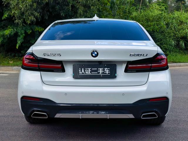 Certificated Pre-Owned BMW 5 Series 2022 Second Facelift 530Li Leading Edition M Sport Package - u22411120